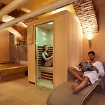 Hisa Ancka, Boutique & Maja Hotel
