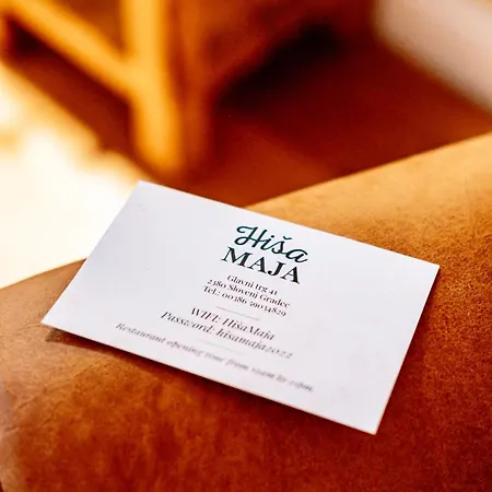 Hisa Ancka, Boutique & Maja