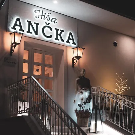 Hisa Ancka, Boutique & Maja מלון סלובן גראדץ