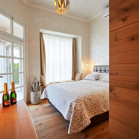 Hisa Ancka, Boutique & Maja Hotel 4*