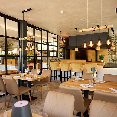 Hisa Ancka, Boutique & Maja فندق سلوفينج غرادتس