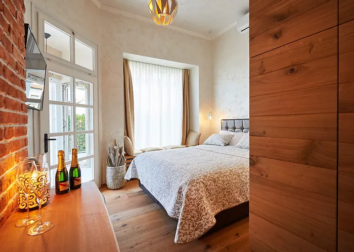 Hisa Ancka, Boutique & Maja Hotel 4*