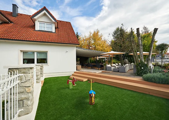 Hisa Ancka, Boutique & Maja Hotel