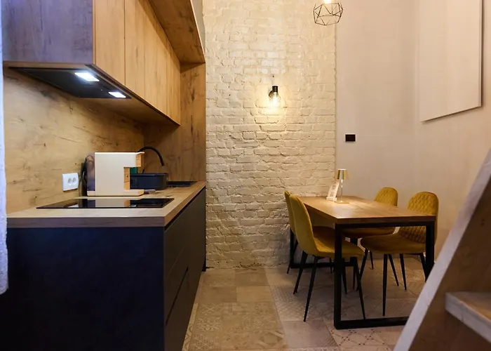 Hisa Ancka, Boutique & Maja Slovenj Gradec