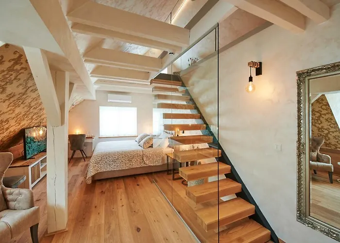 Hisa Ancka, Boutique & Maja Hotel 4*